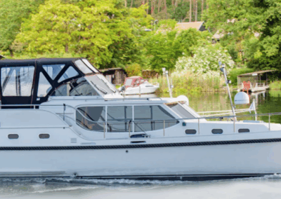 Yachtcharter mit Marina zu kaufen
